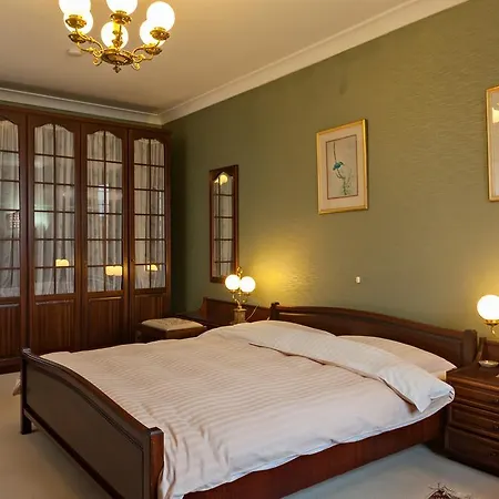 Glanleam House Privatunterkunft *