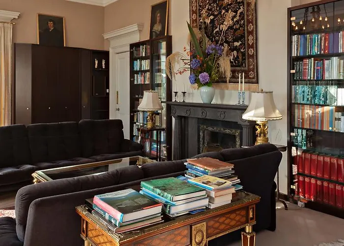 Glanleam House منزل للإقامة